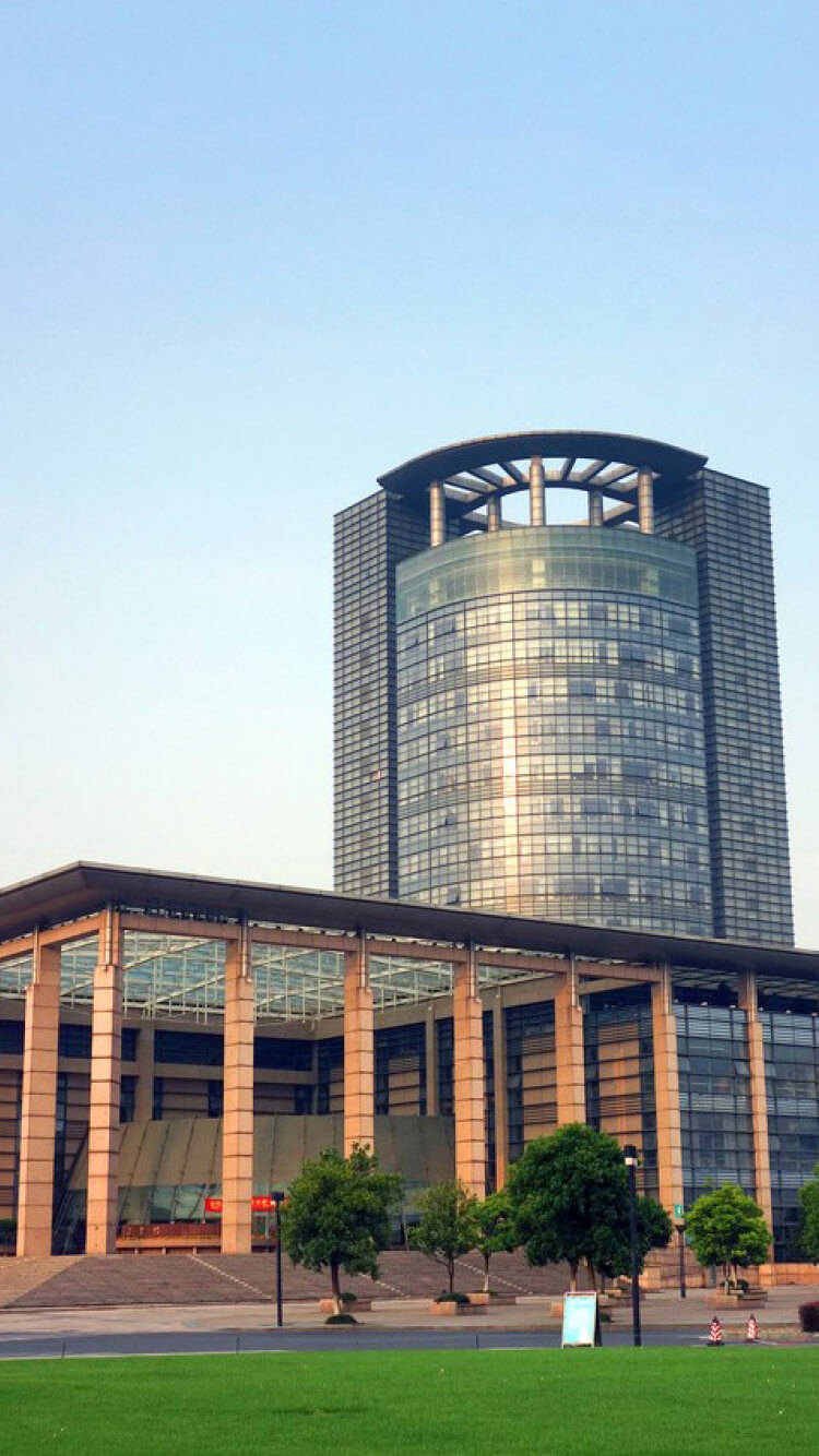 https://resource.treezogroup.com/Public/Uploads/uploadfile/images/20260131/jiaoyukeyanchangjingph.jpg